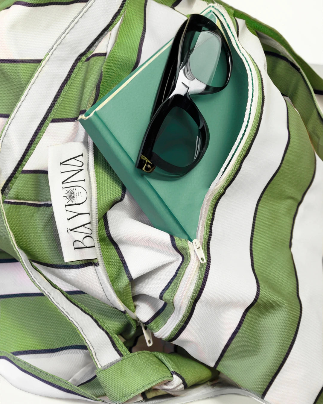 Bayuna Beach Bean Bag - Stripe green